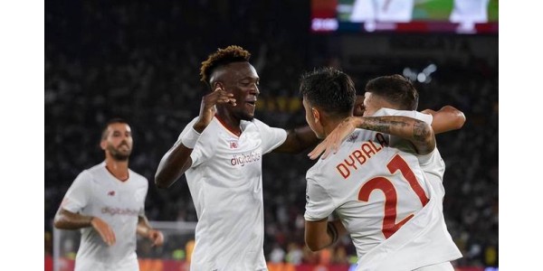 Roma 2 superstjerne debuterer på hjemmebane, konkurrenceevnen stiger direkte